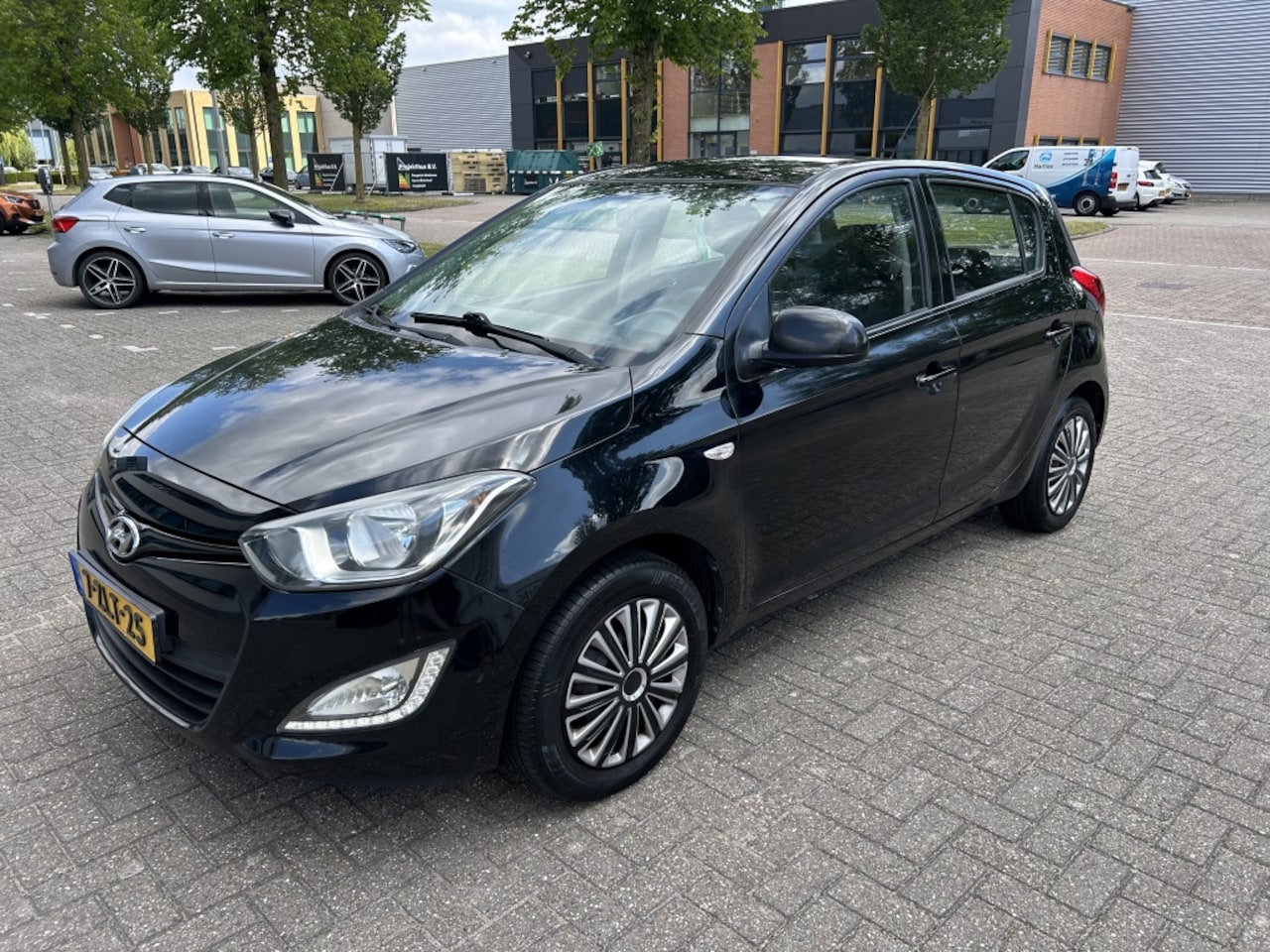 Hyundai i20 - 1.2i i-Motion 2e EIGENAAR AIRCO NAP - AutoWereld.nl