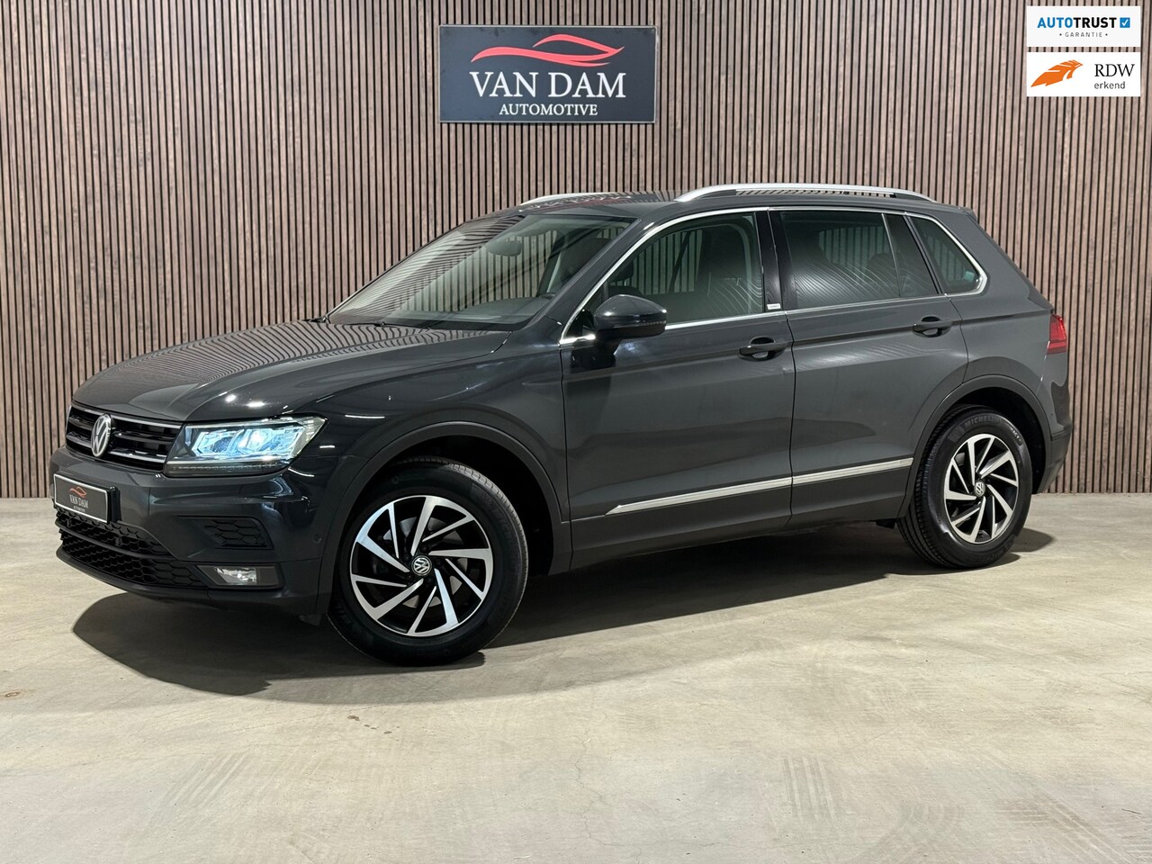 Volkswagen Tiguan - 1.5 TSI ACT Business 2019 DSG VIRTUAL CAMERA - AutoWereld.nl