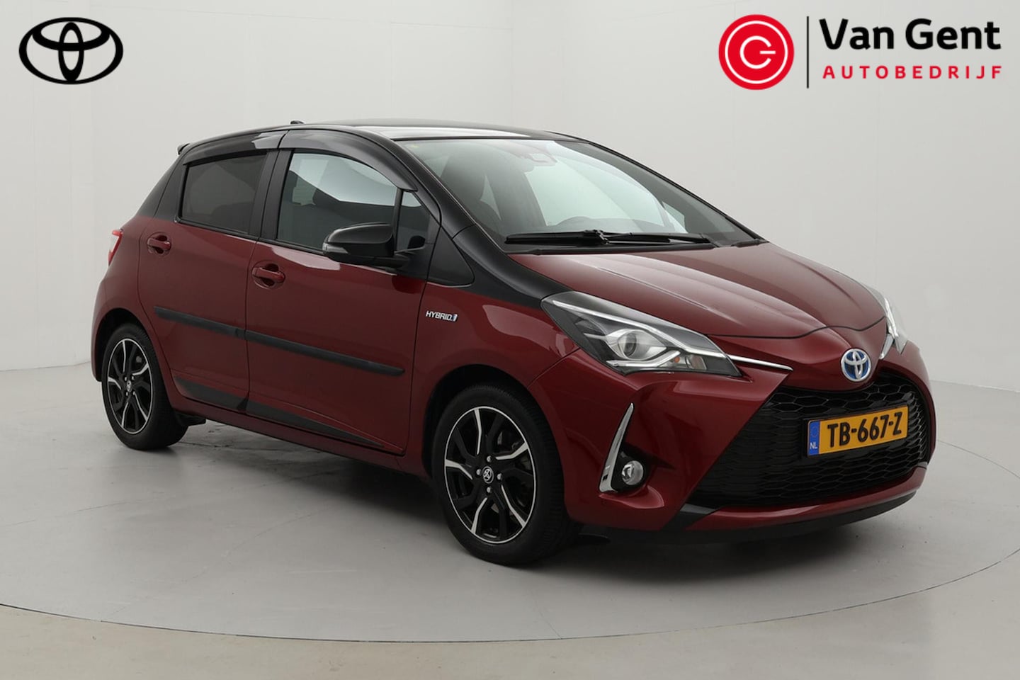 Toyota Yaris - 1.5 Hybrid Bi-Tone Plus | Panoramadak | Navigatie | Keyless | Cruise Control | Clima | Cam - AutoWereld.nl