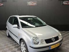 Volkswagen Polo - 1.2-12v | Pano | Nieuwe APK |