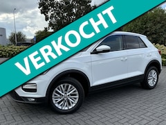 Volkswagen T-Roc - 1.0 TSI Style Business | climate control | stoelverwarming | parkpilot |