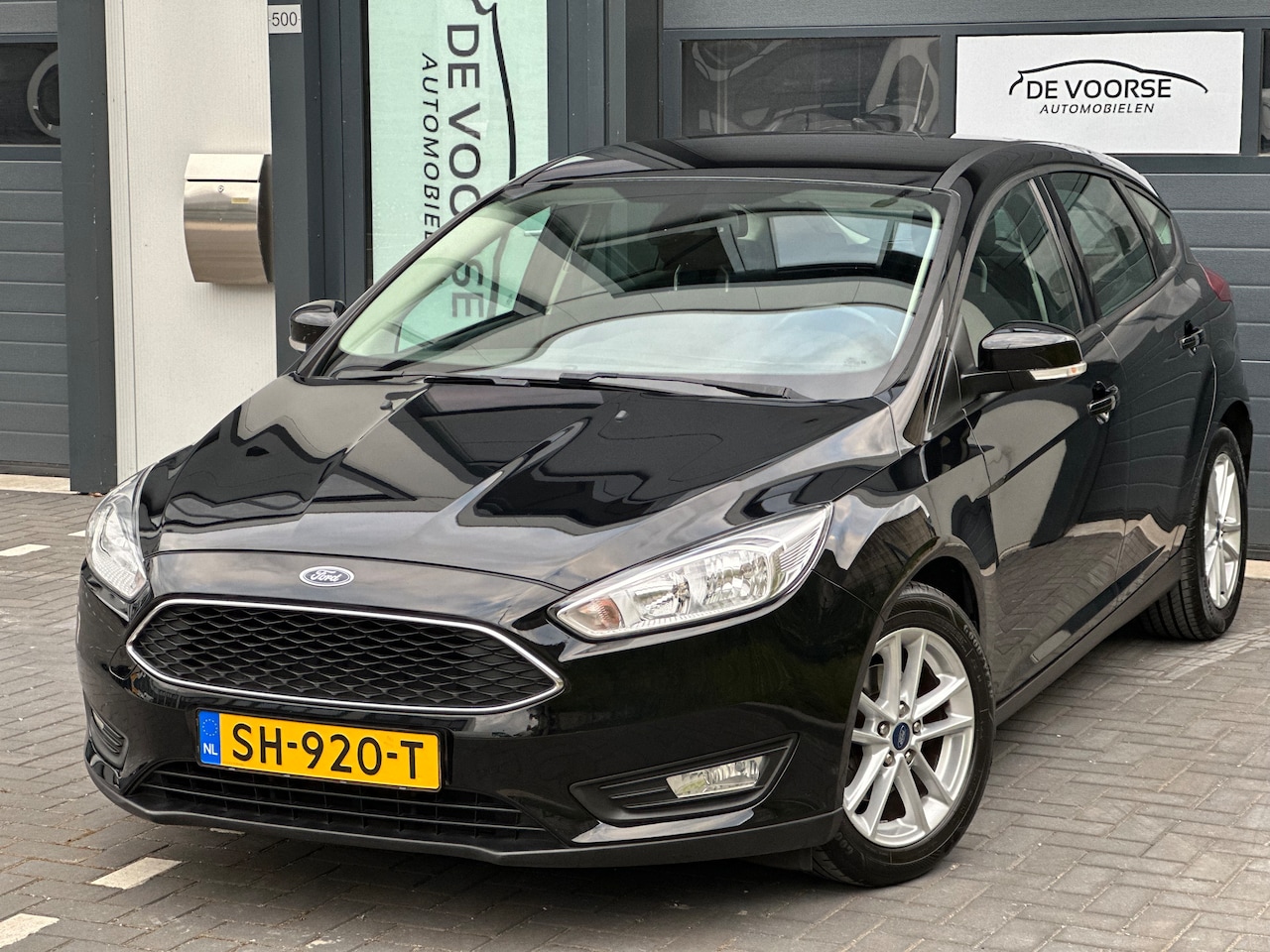 Ford Focus - 1.0 Lease Edition - AutoWereld.nl