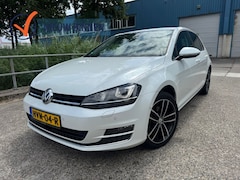 Volkswagen Golf - 1.4 TSI ACT Bns Ed R