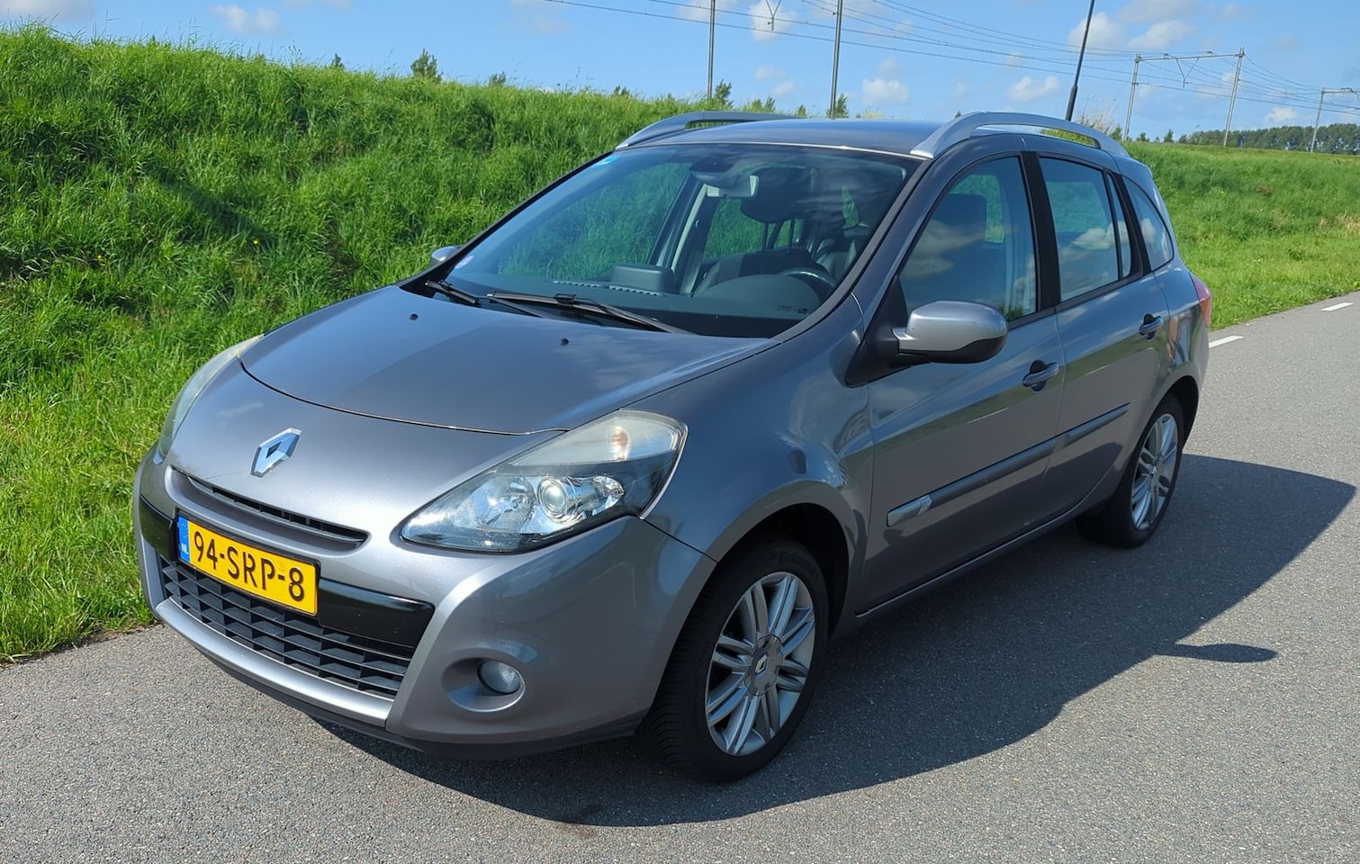 Renault Clio Estate - 1.2 TCE Night & Day - AutoWereld.nl