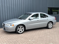 Volvo S60 - 2.4i 170 pk Summum DEALER ONDERHOUDEN/YOUNGTIMER/
