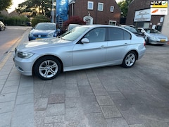 BMW 3-serie - 318i Executive