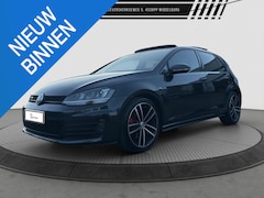 Volkswagen Golf - 2.0 TDI GTD Pano DSG Leder Dynaudo Camera