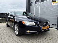 Volvo S80 - 2.4 D5 Summum - Navigatie - Lederen Bekleding - PDC (2x) - Xenon - Stoelverwarming - Deale
