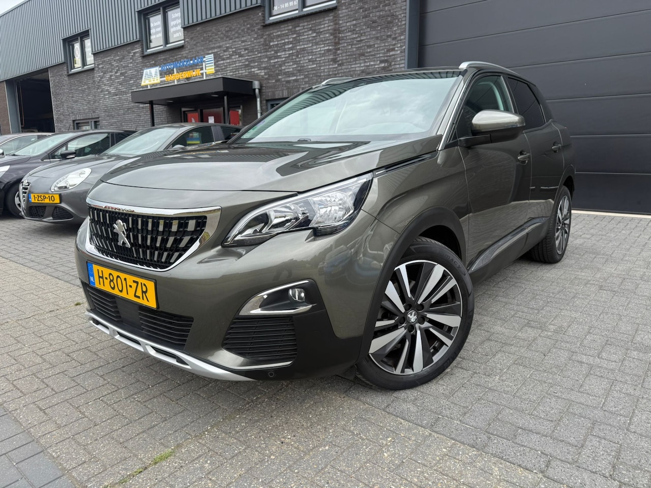Peugeot 3008 - 1.2 PureTech Blue Lease Premium Avantage | 2E EIGENAAR | 12MND GARANTIE | NAVI | CRUISE | - AutoWereld.nl