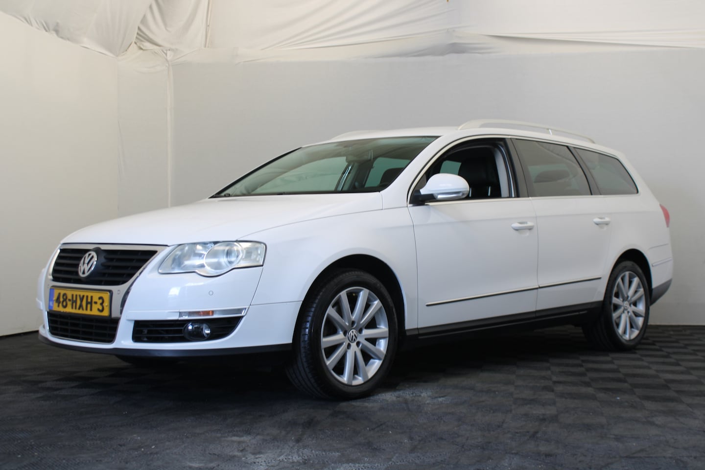 Volkswagen Passat Variant - 1.8 TFSI Highline 1.8 TFSI Highline - AutoWereld.nl