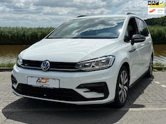 Volkswagen Touran - 1.5 TSI Highline Business R 7p volle prachtige auto