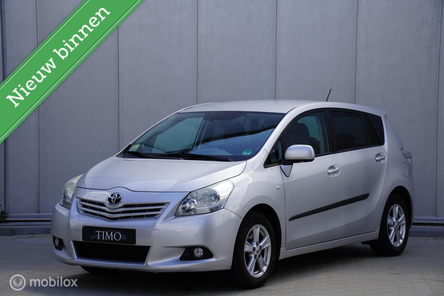 Toyota Verso - 1.8 VVT-i Dynamic Business 7p. 1.8 VVT-i Dynamic Business 7p. - AutoWereld.nl