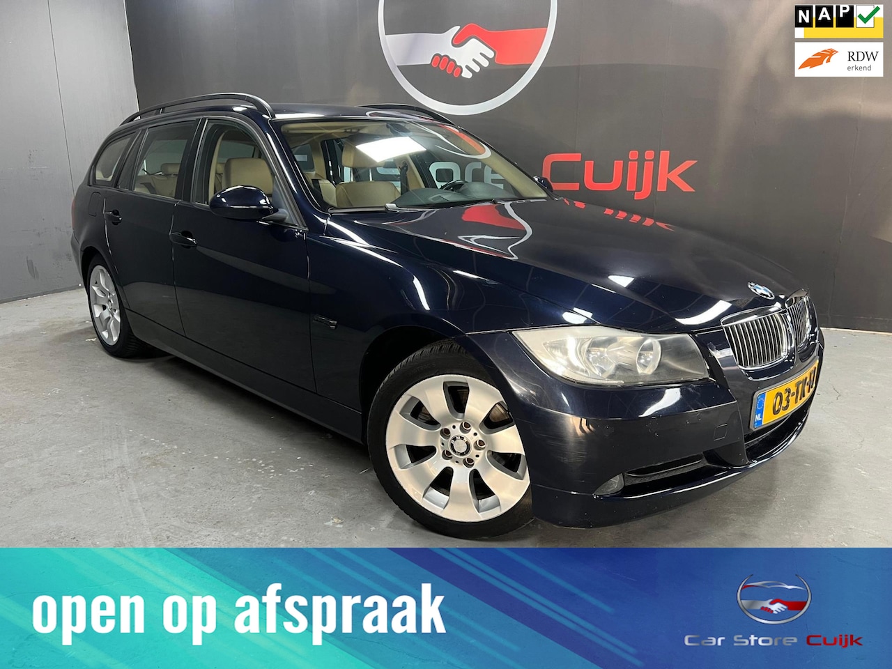 BMW 3-serie Touring - 318i Business Line | Leder | Navi | Cruise - AutoWereld.nl