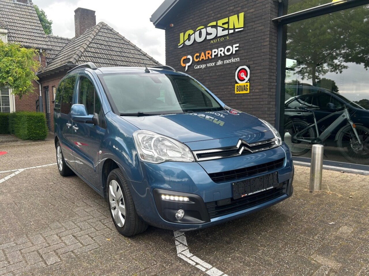Citroën Berlingo - 1.2 PureTech Feel 1.2 PURETECH FEEL - AutoWereld.nl