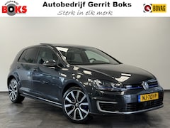 Volkswagen Golf - 1.4 TSI GTE ACC PDC Panoramadak Blind Spot 18"LM