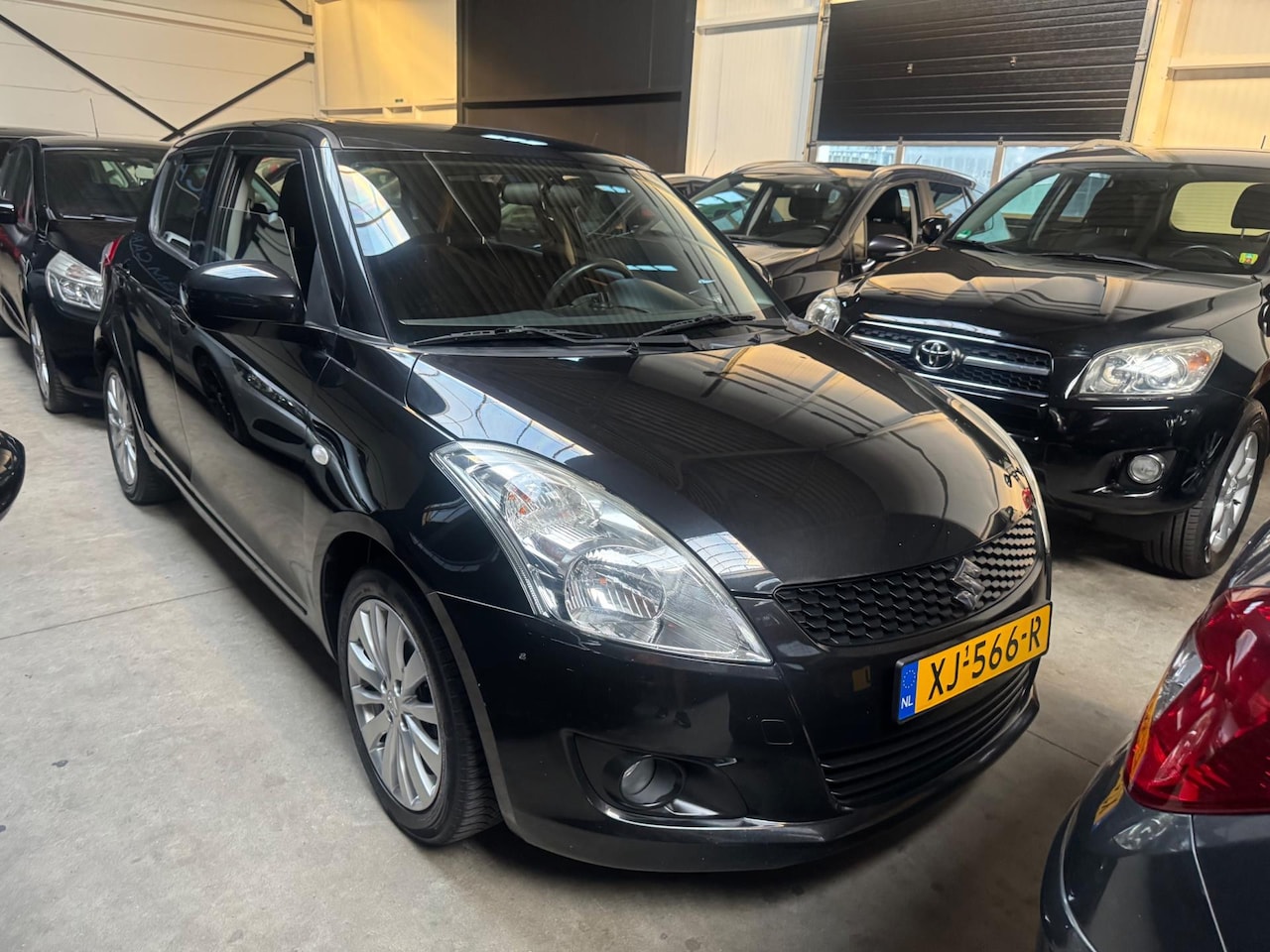 Suzuki Swift - 1.2 Comfort EASSS Airco, Schuifdak, Keyless - AutoWereld.nl