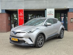 Toyota C-HR - 1.8 HYBRID EXECUTIVE TREKHAAK JBL-AUDIO STOEL/STUURVERW PARK-SENSOREN BLIND SPOT 18'' LM-V