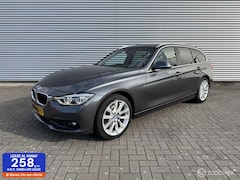 BMW 3-serie Touring - 318i Executive | Trekhaak | Navi | Automatische achterklep |