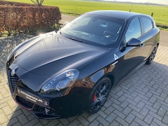 Alfa Romeo Giulietta - 1.4 Turbo MultiAir Super 170 PK. 18 inch 8C velgen. Navigatie. Nero Etna