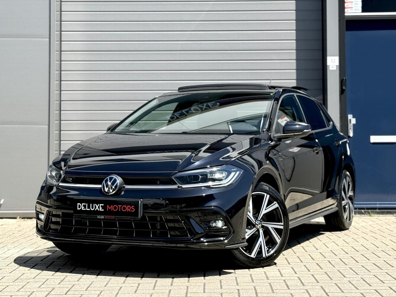 Volkswagen Polo - 1.0 TSI R-Line DSG Pano|Cruise|IQ|LED 110 pk - AutoWereld.nl