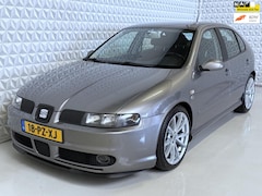 SEAT Leon - 1.8-20VT Topsport voor de echte liefhebber (2005)
