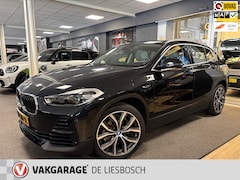 BMW X2 - XDrive25e Business Edition Plus / head-up / Panorama-dak / Leder / stoelverwarming