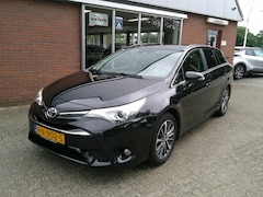 Toyota Avensis Touring Sports - 1.8 VVT-i SkyView Edition Trekhaak