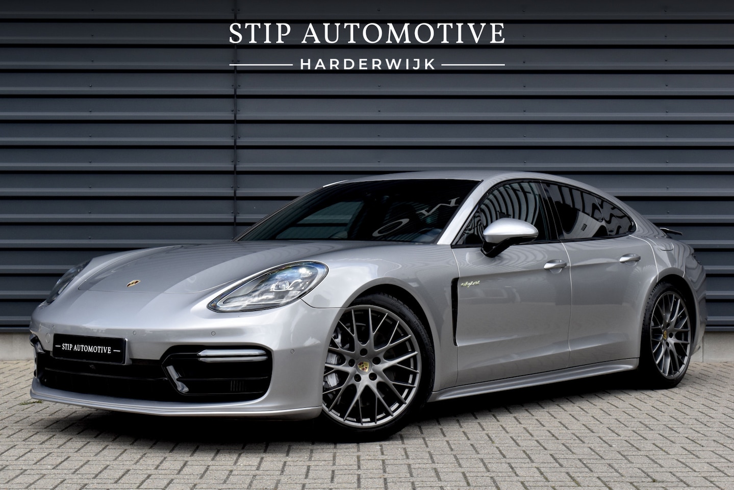 Porsche Panamera - 2.9 4 E-Hybrid 462pk Sport Design | 21'' Velgen | Bose | 360 Camera | Sport Chrono Pakket - AutoWereld.nl