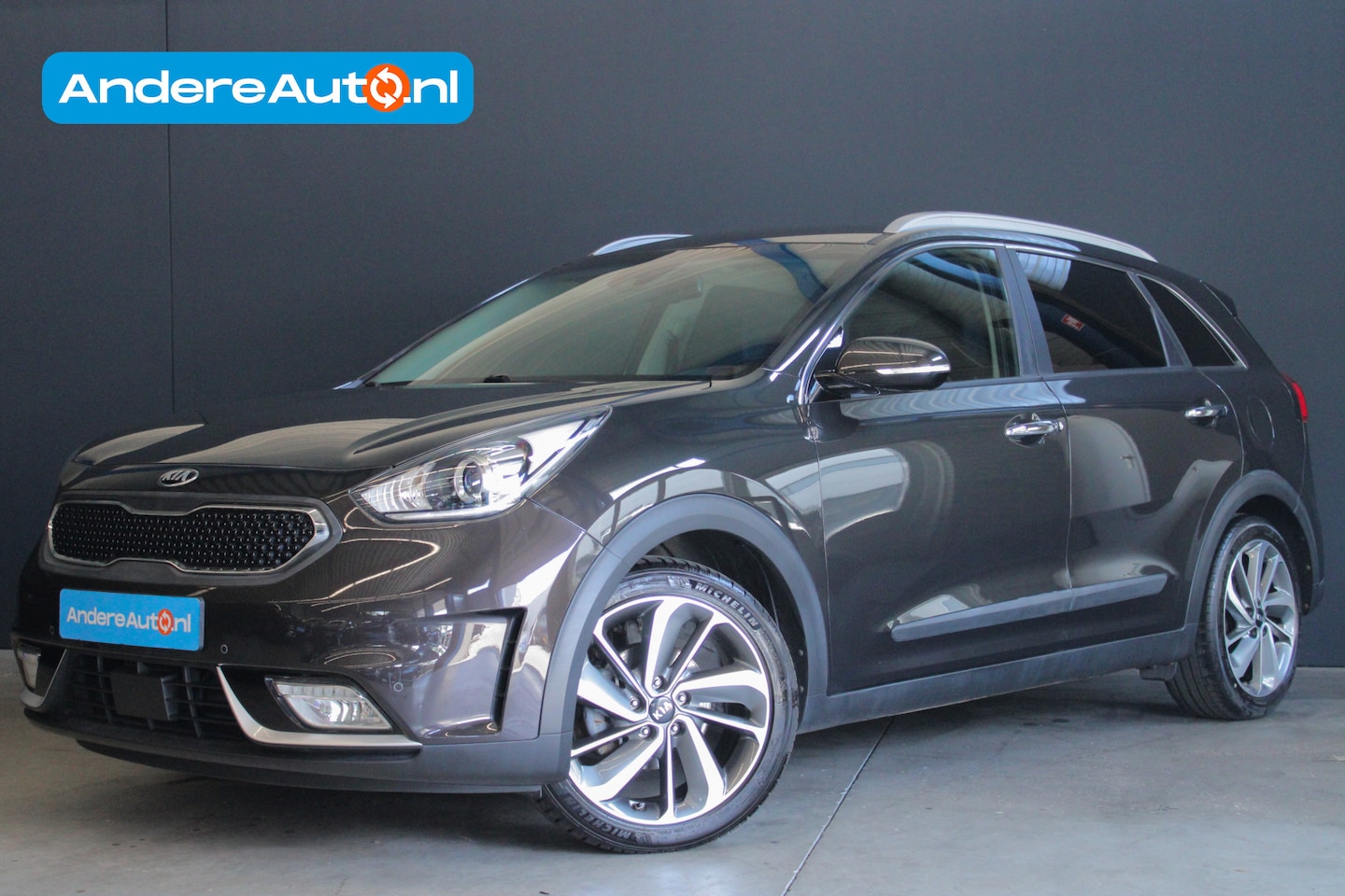 Kia Niro - 1.6 GDi Hybrid ExecutiveLine |goed onderhouden|leder|elek. stoel|ACC| - AutoWereld.nl