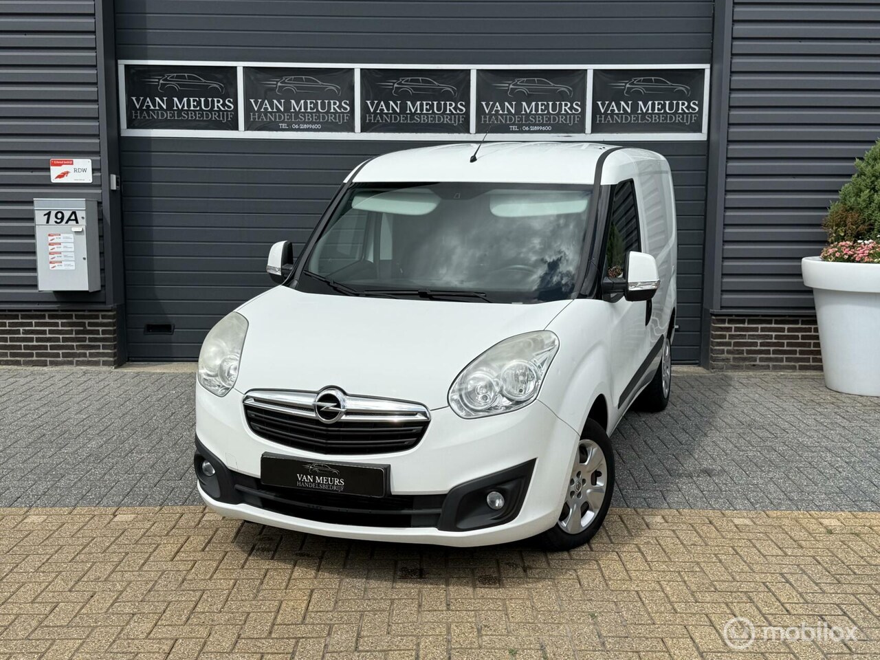 Opel Combo - 1.3 CDTi L1H1 ecoFLEX Sport 1.3 CDTi L1H1 ecoFLEX Sport, Airco, cruise, Navigatie, apk 04-2026 - AutoWereld.nl