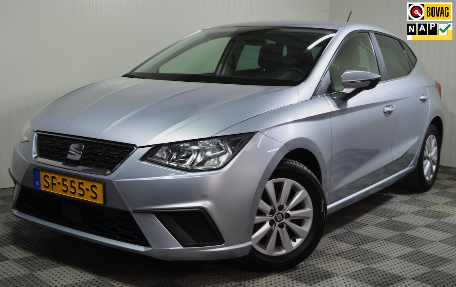 SEAT Ibiza - 1.0 TSI Style Business Intense / Carplay / Camera / Adap. Cruise / Pdc / Ecc / NL auto - AutoWereld.nl