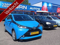 Toyota Aygo - 1.0 VVT-i x-play Airco Camera Nw APK