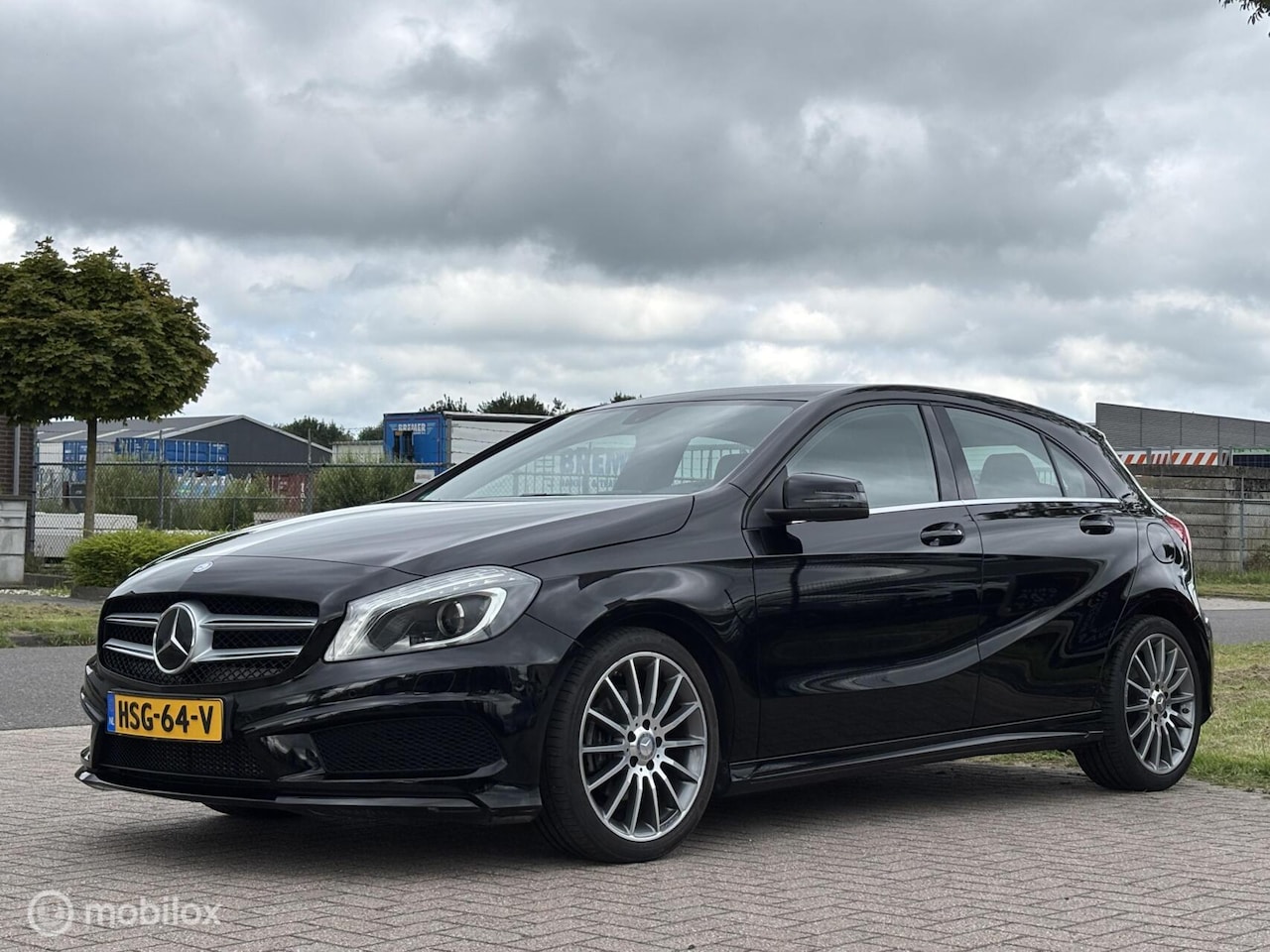 Mercedes-Benz A-klasse - 200 Ambition AMG stoel vw leder pdc - AutoWereld.nl