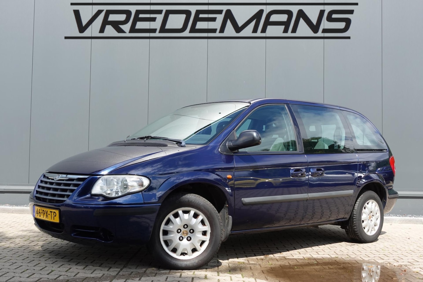 Chrysler Voyager - 2.4i SE Luxe 2.4i SE Luxe - AutoWereld.nl