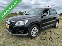 Volkswagen Tiguan - 1.4 TSI Sport&Style AIRCO NAVI LEES TEKST