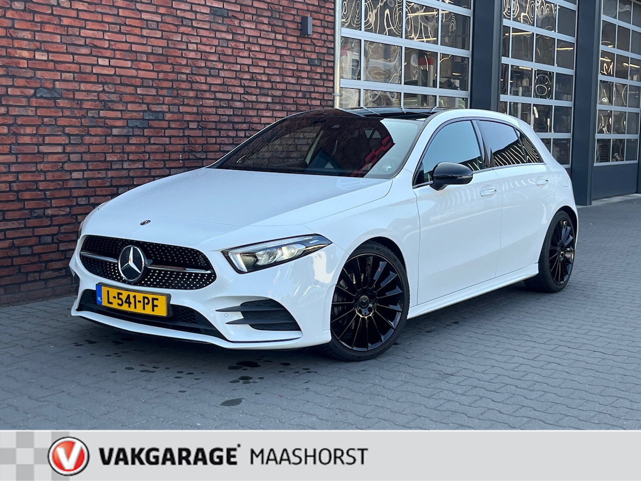 Mercedes-Benz A-klasse - 200 Business Solution AMG VirtualCockpit/PDC/LED/Clima/Airco/Bluetooth/Pano.Dak - AutoWereld.nl