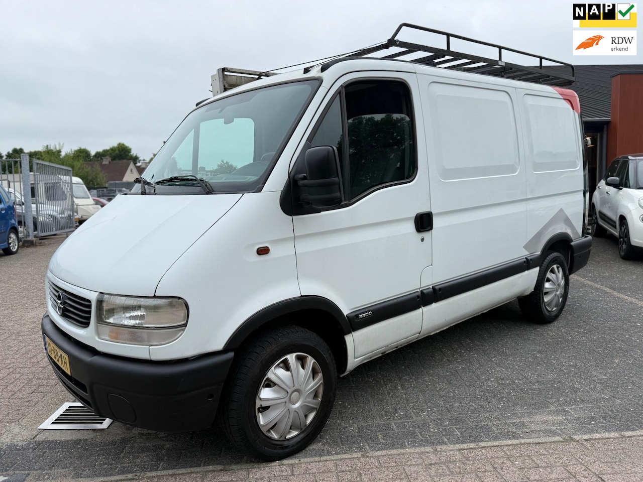 Opel Movano - 2.2 DTi L1H1Weinig Kilometers Origineel Marge!!! - AutoWereld.nl