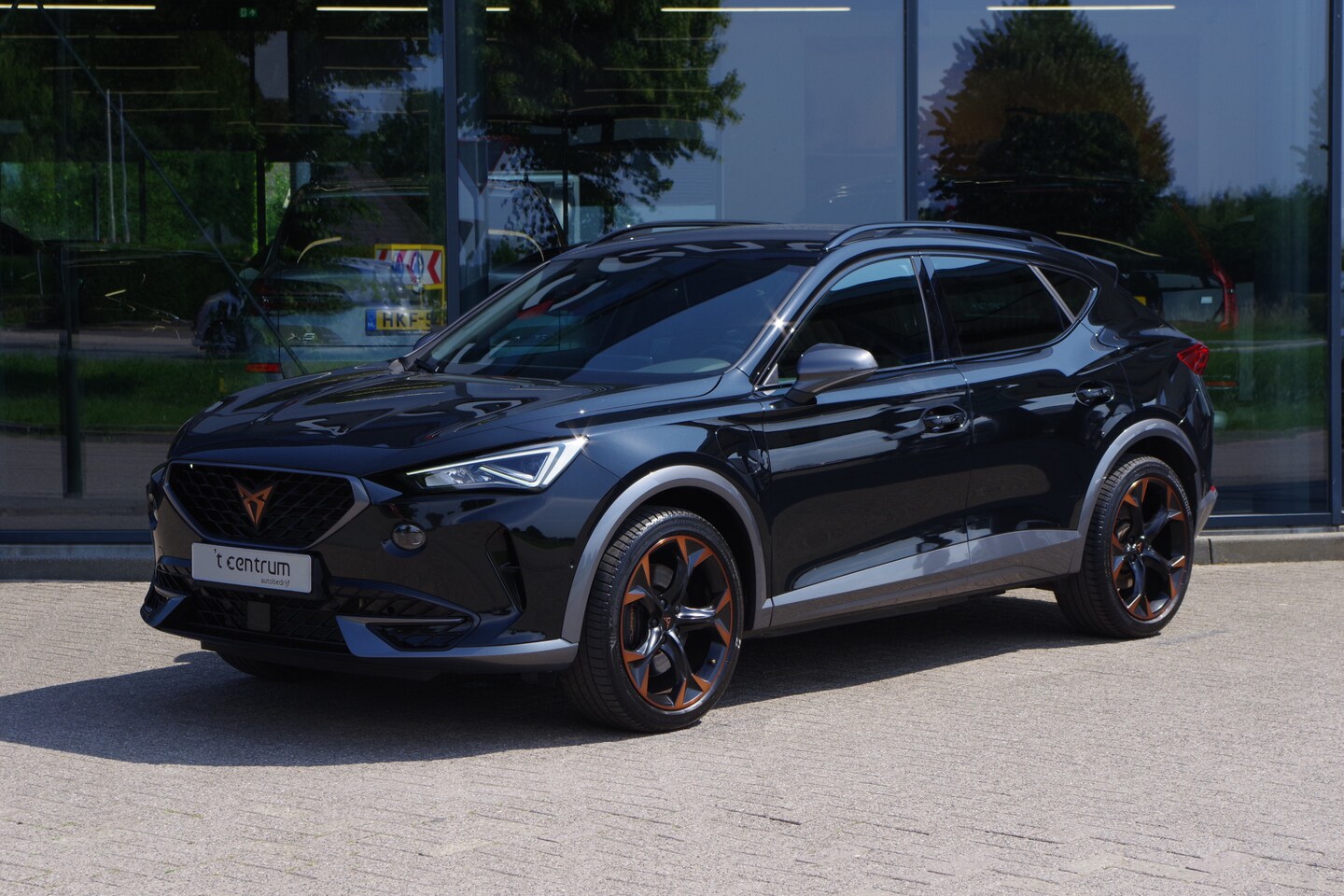 CUPRA Formentor - 1.4 e-Hybrid VZ 245 PK Copper Edition PHEV, Groot-Navigatie, Adap. Cruise Control, Camera - AutoWereld.nl