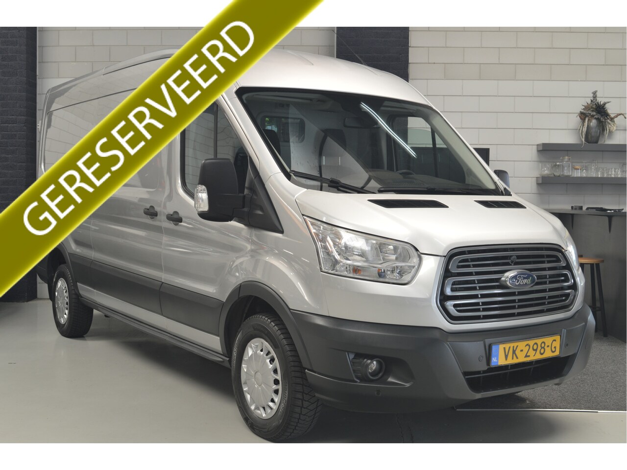 Ford Transit - 350 2.2 TDCI L3H3 Trend // EURO 6 // AIRCO // CRUISE // PDC&CAMERA // TREKHAAK // 188.000 - AutoWereld.nl
