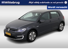 Volkswagen e-Golf - E-DITION / LED Koplampen / Navigatie / Adaptive Cruise Control / Parkeersensoren V+A / Ver