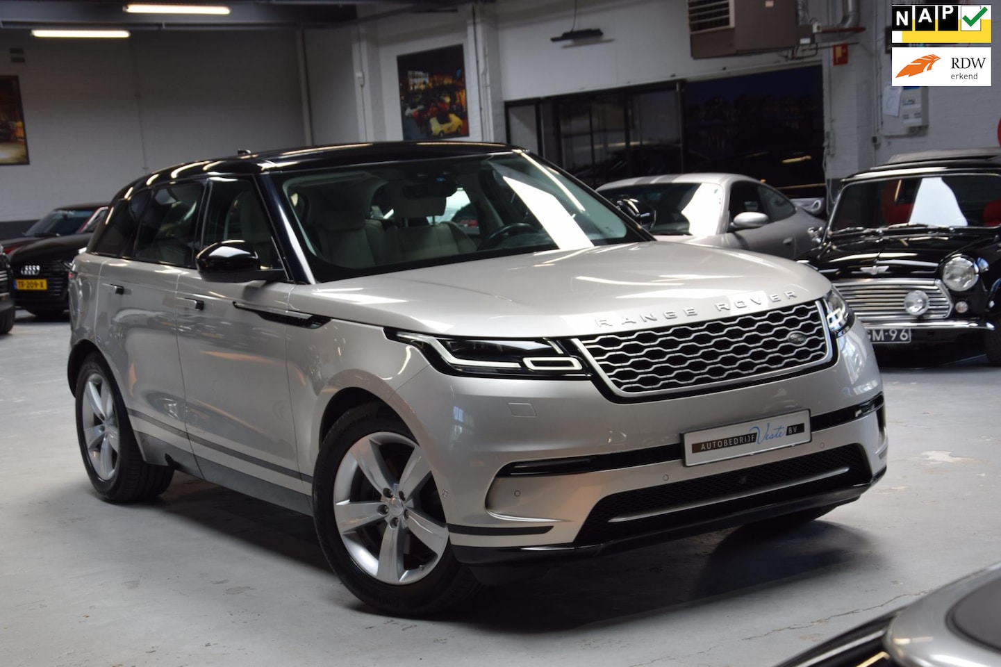 Land Rover Range Rover Velar - 2.0 I4 AWD S 1e Eigenaar|Leder|Navi|Dealer onderhouden - AutoWereld.nl