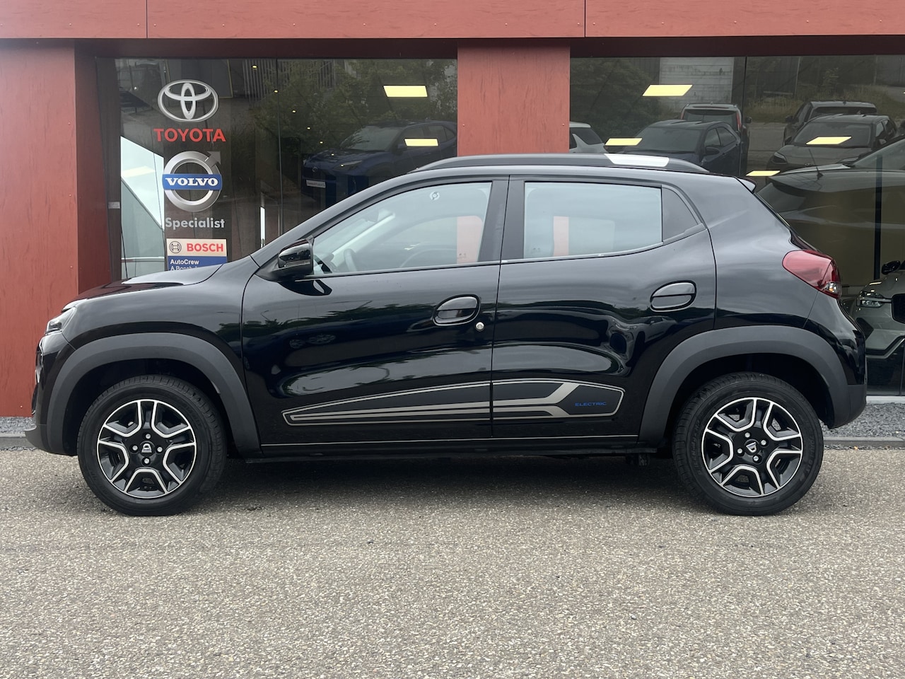 Dacia Spring - Comfort 27 kWh | Cruise | Elek. Ramen. | LM- Velgen - AutoWereld.nl