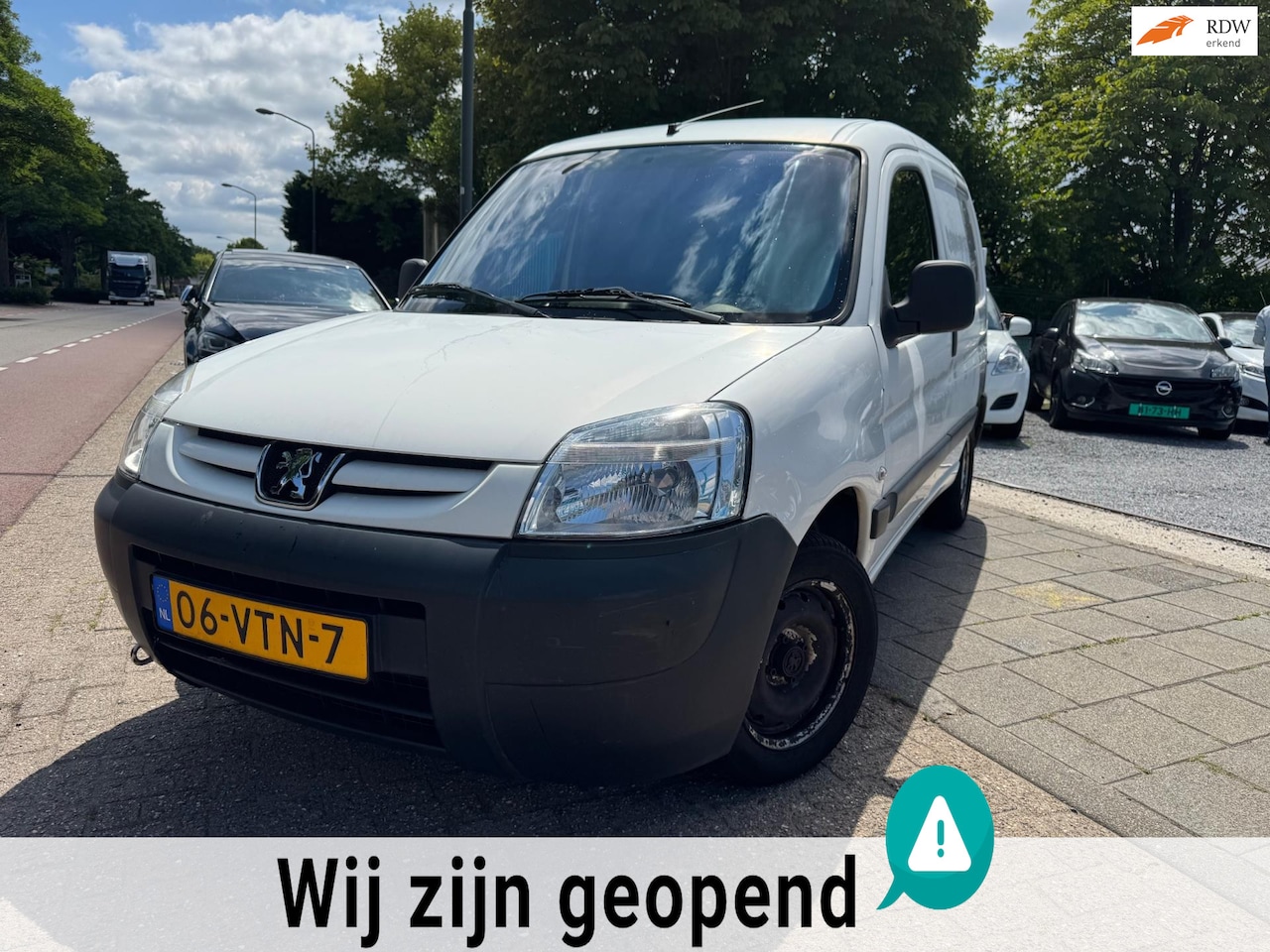 Peugeot Partner - 170C 1.6 HDI A-C Elek Pakket Schuifdeur Apk 04-2026 - AutoWereld.nl
