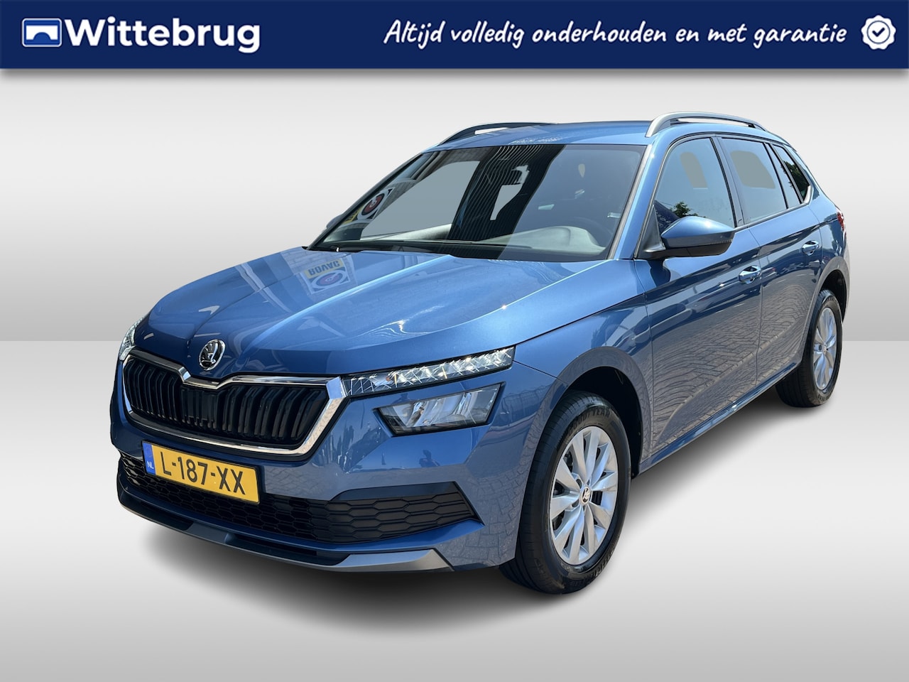 Skoda Kamiq - 1.0 TSI Sport Business / PARK. SENSOREN/ APP-CONNECT/ 16" LMV - AutoWereld.nl