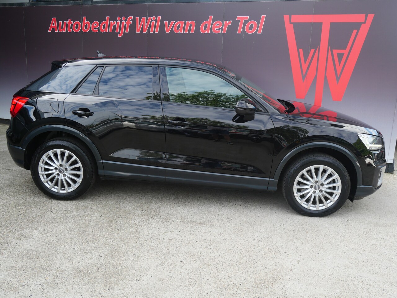 Audi Q2 - 1.6 TDI DESIGN | AUTOMAAT | VIRTUAL | A.C.C | LED | TREKHAAK | NL-AUTO | NIEUWE APK!! - AutoWereld.nl