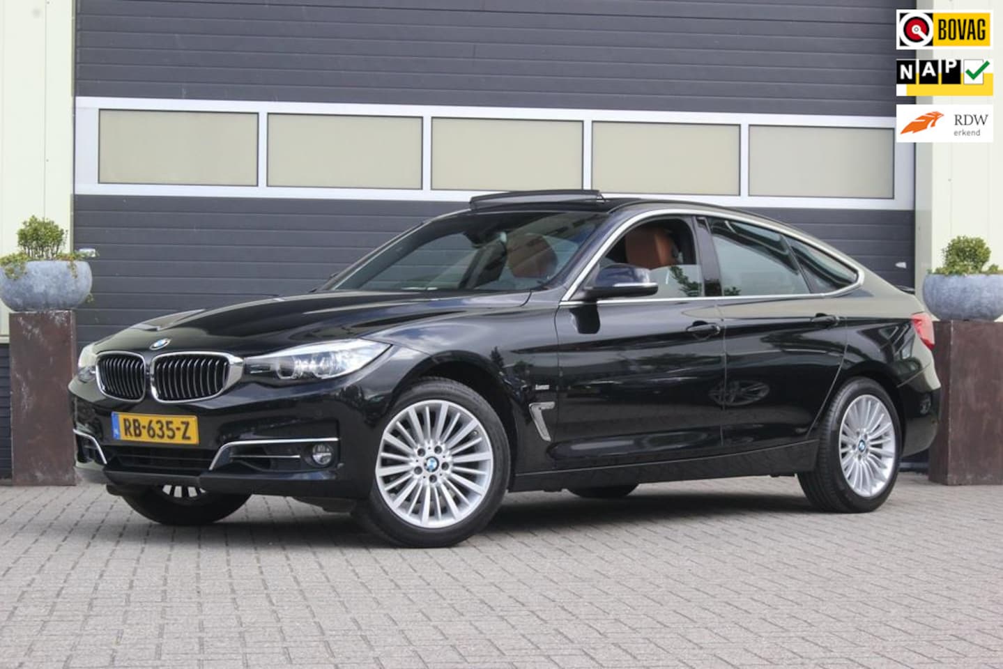 BMW 3-serie Gran Turismo - 320i High Executive Luxury | Trekhaak | - AutoWereld.nl