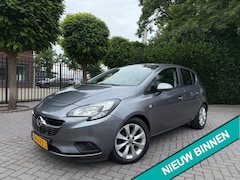 Opel Corsa - 1.2 (4 cil.), AIRCO, Cruise Control, Isofix, Led, LM-velgen 16", Bluetooth, Onderhoudsboek