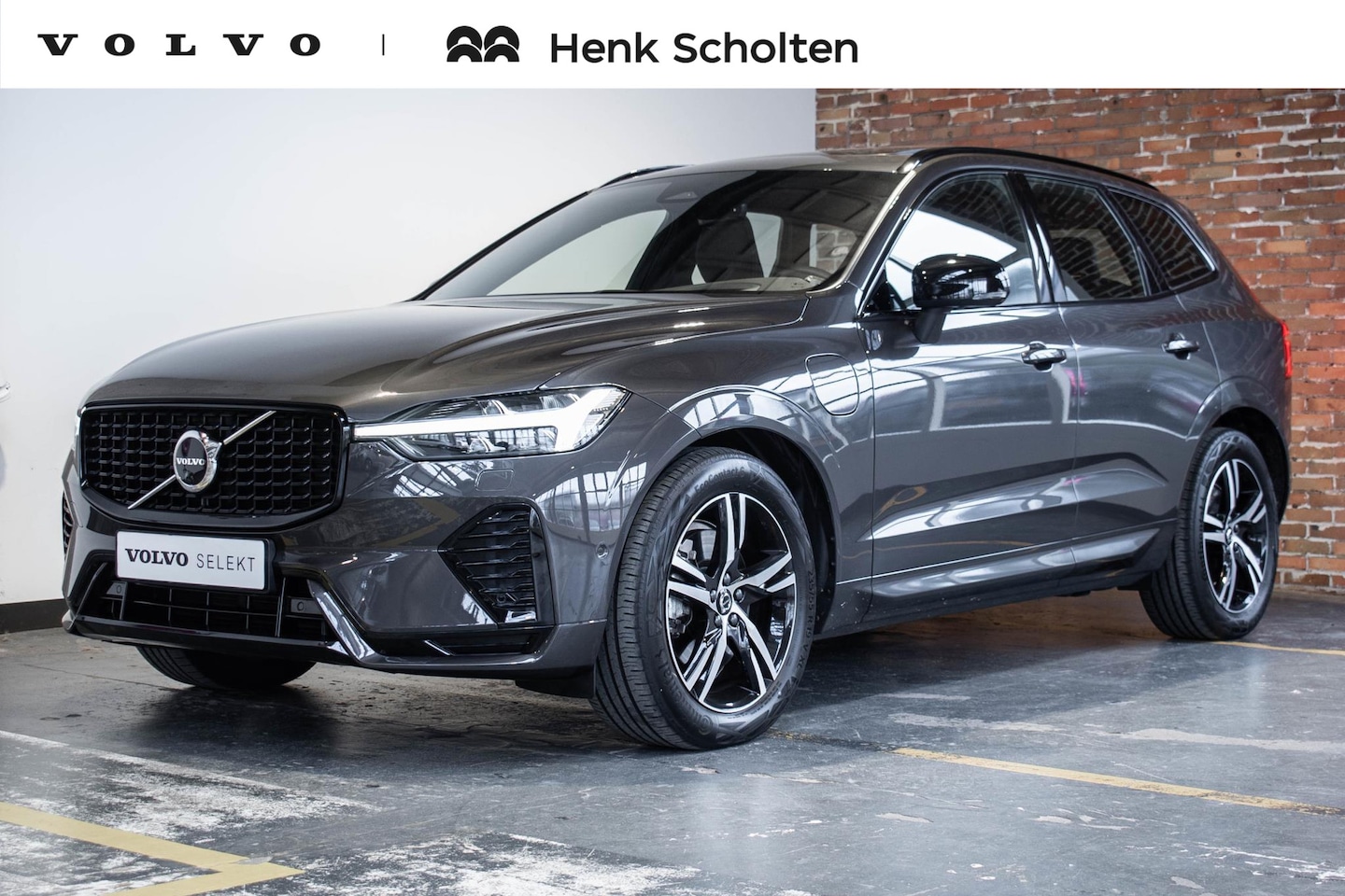 Volvo XC60 - Recharge T6 Automaat AWD R-Design | Longe Range | Head-up display | 360° parkeercamera | P - AutoWereld.nl
