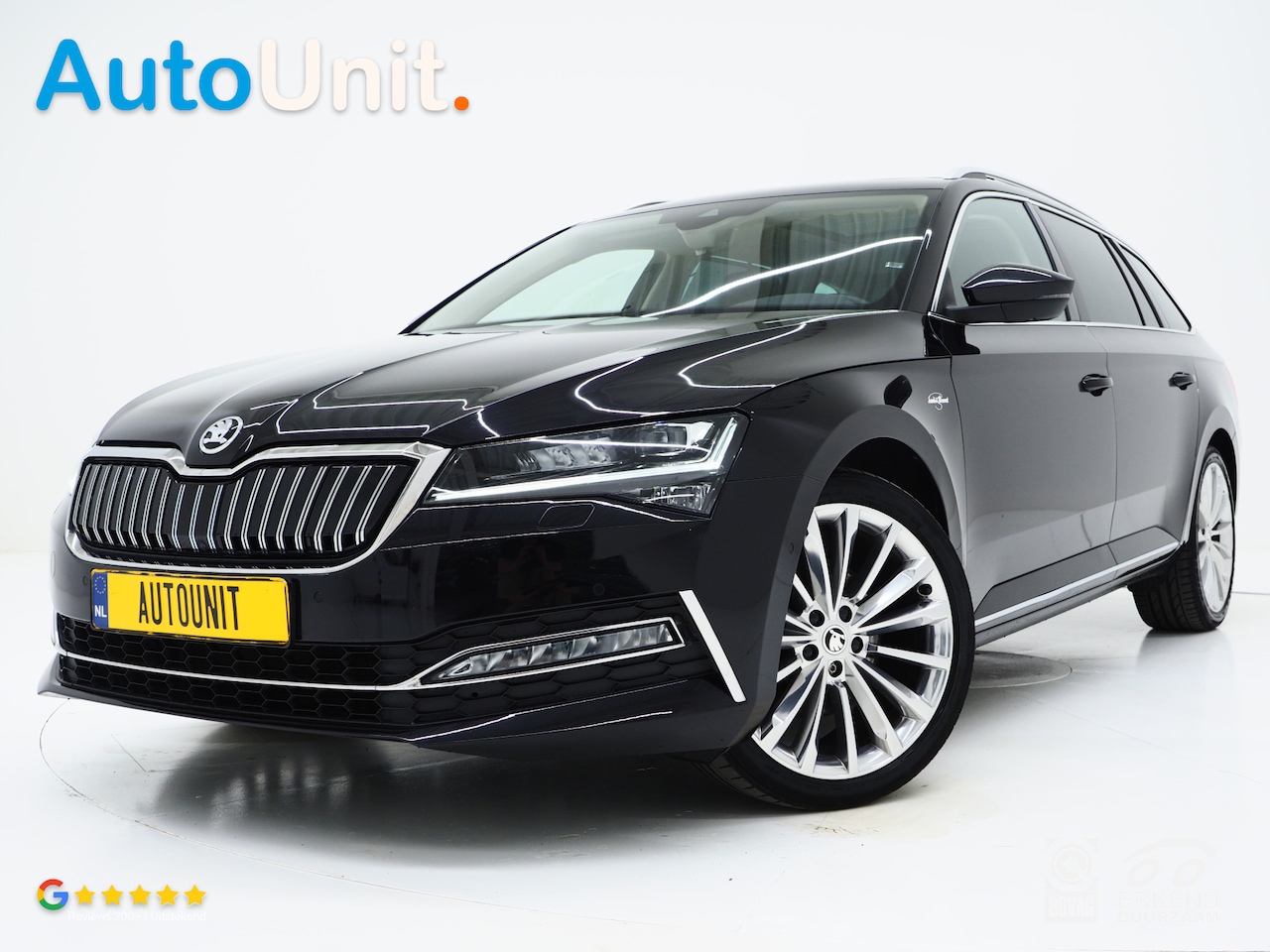 Skoda Superb Combi - 1.4 TSI iV Laurin & Klement | Panoramadak | Trekhaak | Canton | Massage | Keyless | Adapti - AutoWereld.nl