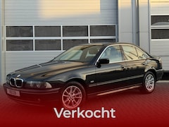 BMW 5-serie - 520i Edition / Prachtig / Individual / 6 In-Lijn / NL Auto / Garantie / Leder / Climate /